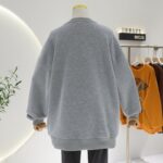 Теплый свитшот с зайцем — изображение 7