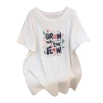 Футболка с цветочной надписью — изображение 5