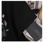 Футболка с цветочной надписью — изображение 15