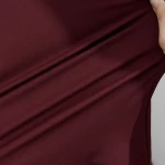 Укороченные эластичные брючки с разрезом — изображение 8