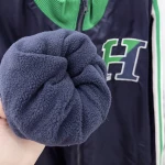 Утепленная куртка в стиле бомбер — изображение 2